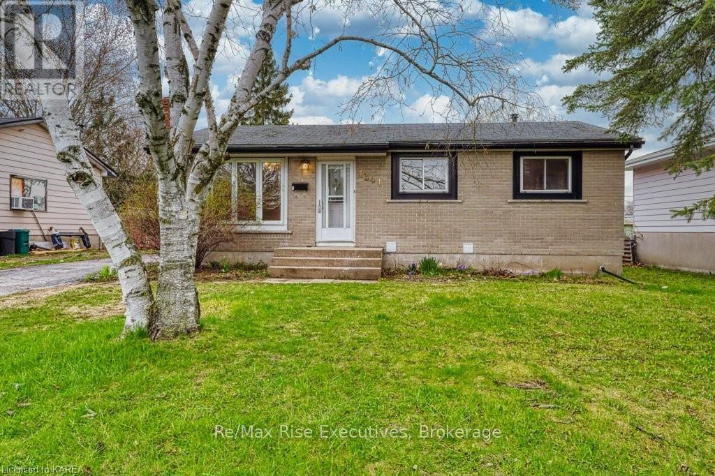 1 - 1344 Waverley Crescent, Kingston (South Of Taylor-Kidd Blvd), Ontario  K7M 6H4 - Photo 2 - X9410755