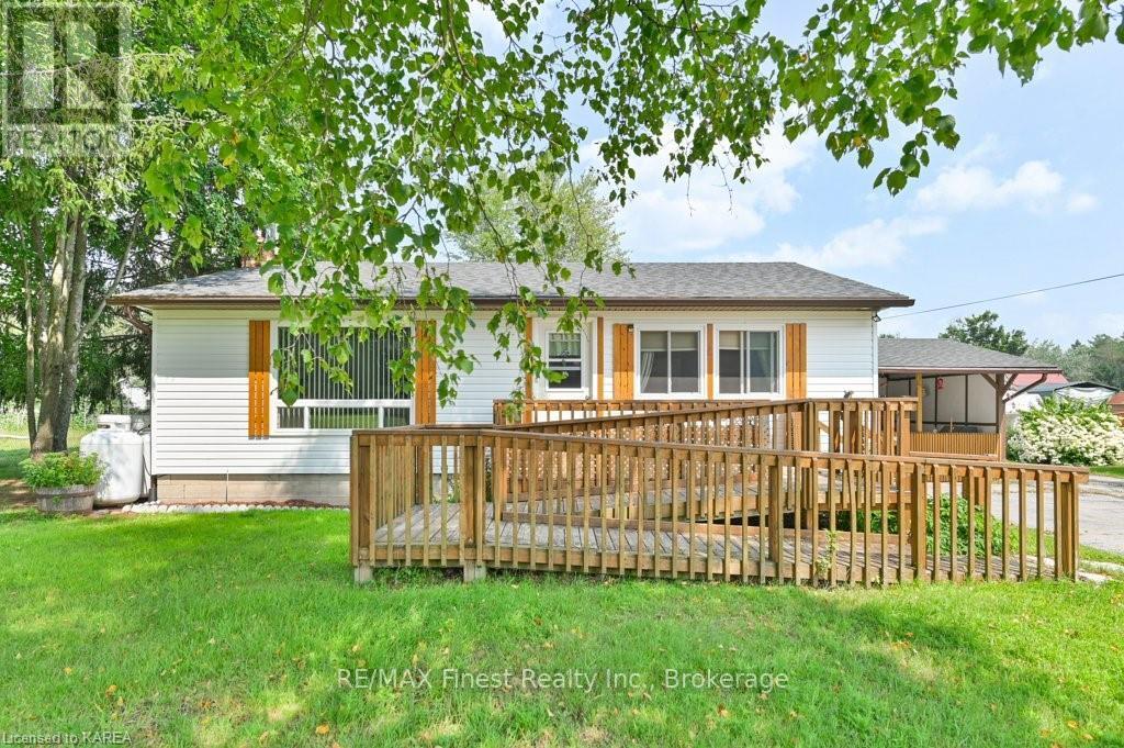 35 John Street, Addington Highlands, Ontario  K0H 1P0 - Photo 29 - X9412119