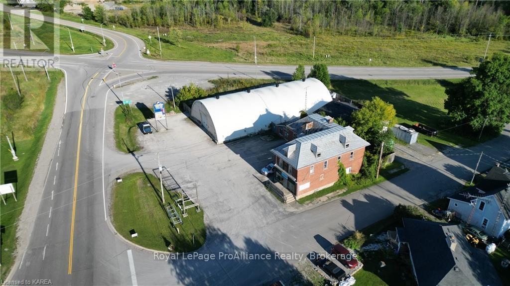 7719 Highway 42, Rideau Lakes, Ontario  K0G 1E0 - Photo 2 - X9411234