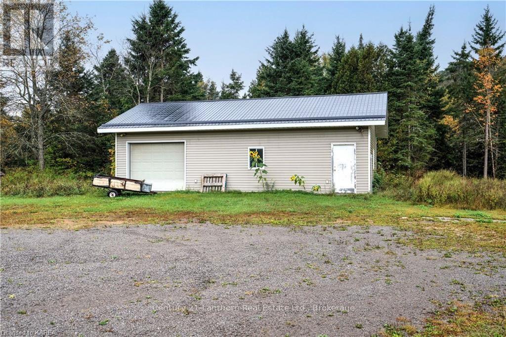 1968 Matawatchan Road, Greater Madawaska, Ontario  K0J 2R0 - Photo 7 - X9412354