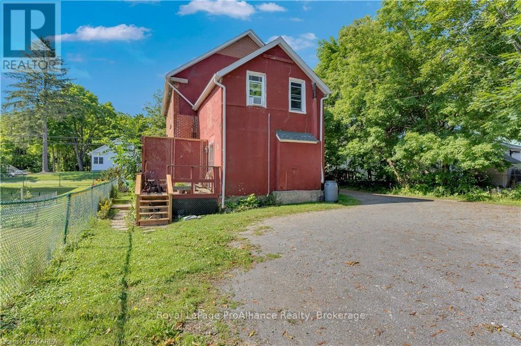 430 King Street W, Gananoque, Ontario  K7G 2G9 - Photo 21 - X9412525