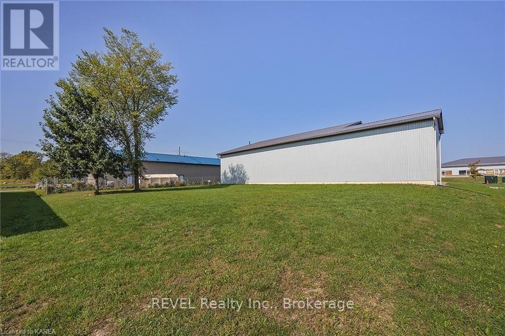 88 Jack Davey Drive, Loyalist (Lennox And Addington - South), Ontario  K0H 1G0 - Photo 31 - X9412614