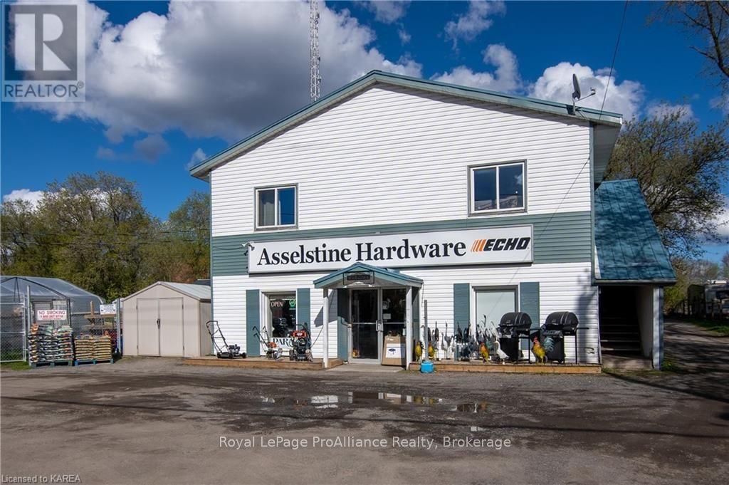 6826 HIGHWAY 38, south frontenac (frontenac south), Ontario