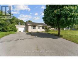 4999 BATH ROAD, loyalist (lennox and addington - south), Ontario