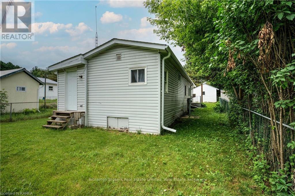 27 - 104 Ellisville Road, Leeds & The Thousand Islands, Ontario  K0H 2N0 - Photo 5 - X9413145