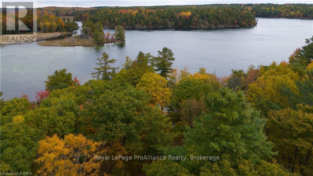 1035 Cozy Ridge Lane, South Frontenac (Frontenac South), Ontario  K0H 1W0 - Photo 12 - X9413209