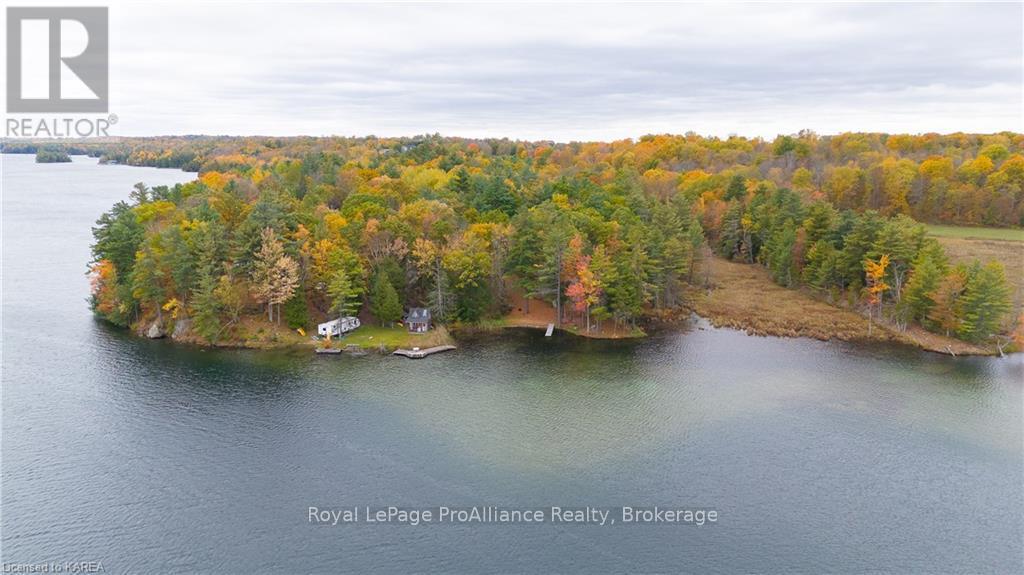 1035 Cozy Ridge Lane, South Frontenac (Frontenac South), Ontario  K0H 1W0 - Photo 4 - X9413209