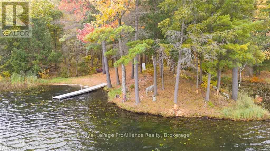 1035 Cozy Ridge Lane, South Frontenac (Frontenac South), Ontario  K0H 1W0 - Photo 6 - X9413209