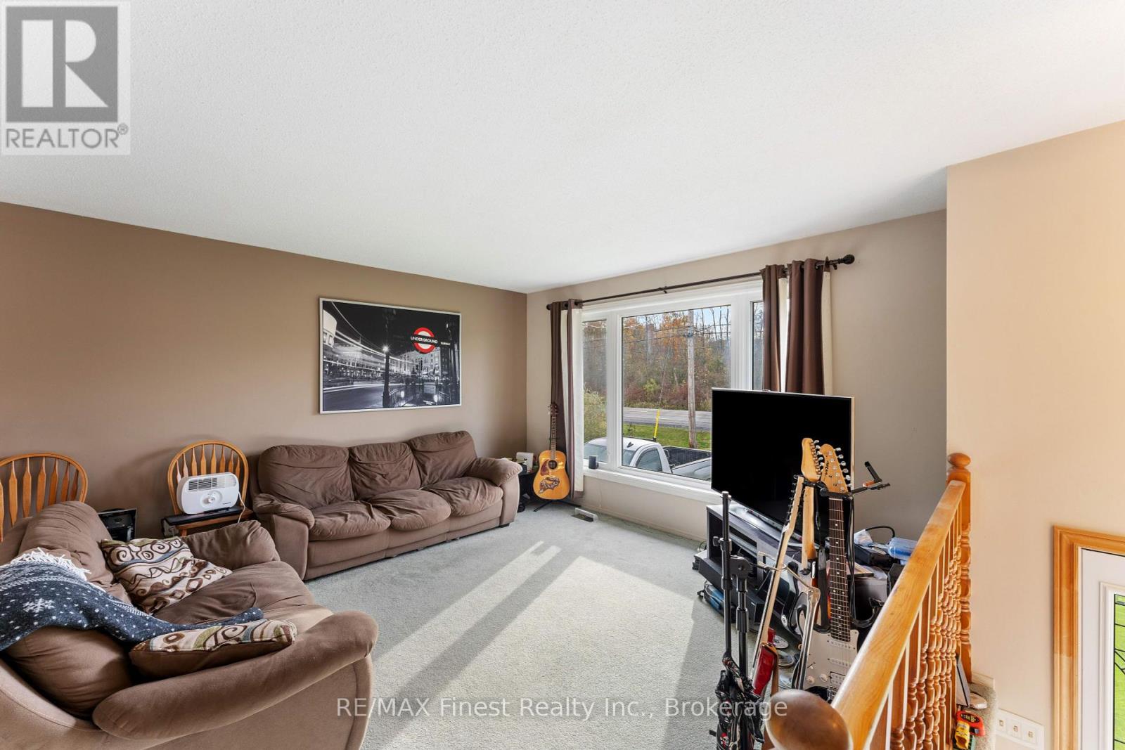 2354 Wallbridge-Loyalist Road, Quinte West, Ontario  K0K 2B0 - Photo 4 - X9420048