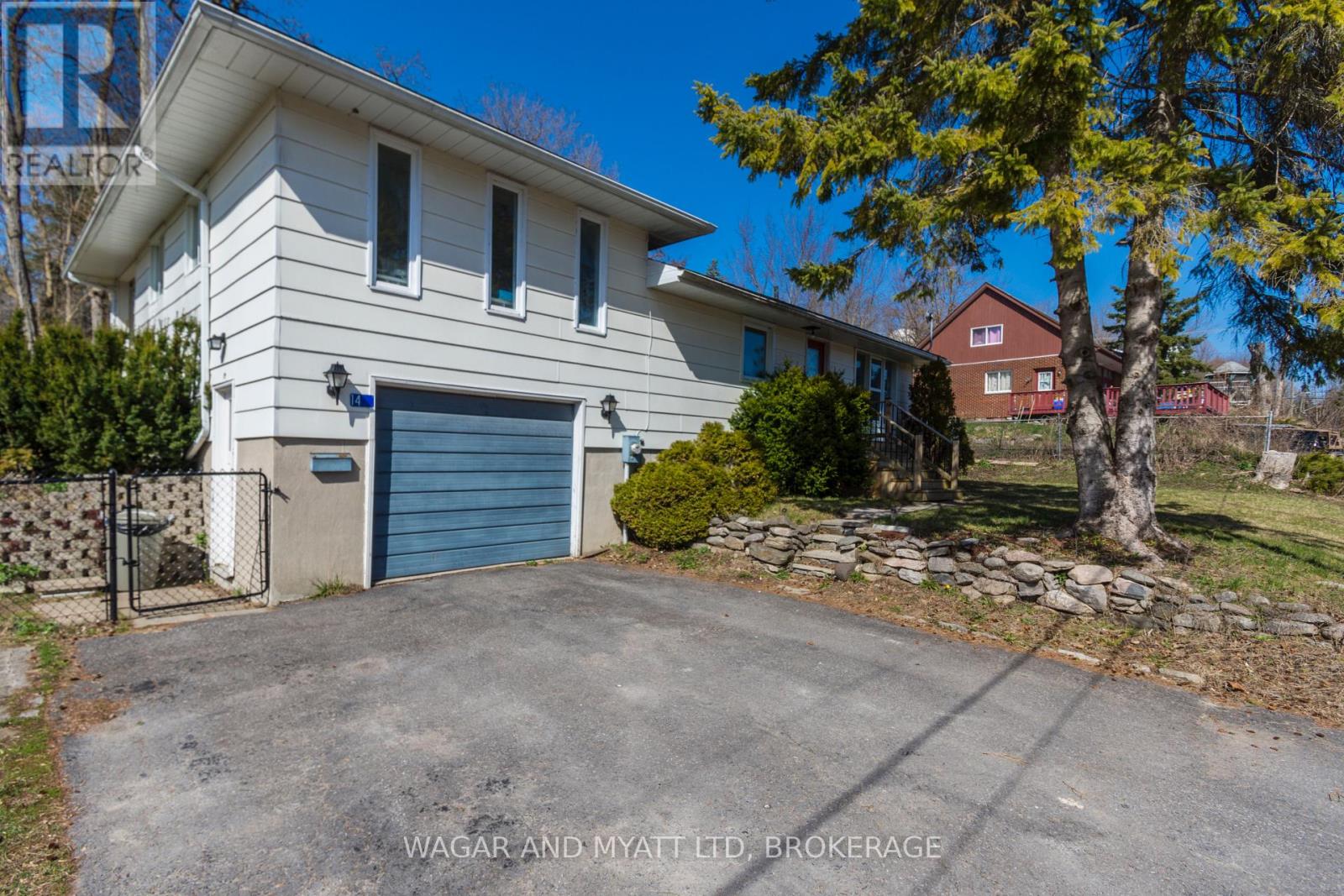 14 South Park Street, Quinte West, Ontario  K0K 2C0 - Photo 3 - X10416664