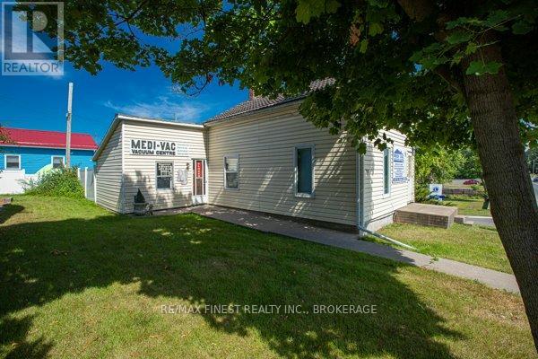 59 Centre Street N, Greater Napanee, Ontario  K7R 1M8 - Photo 2 - X10432963