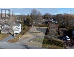 28 PARK CRESCENT, kingston (city southwest), Ontario