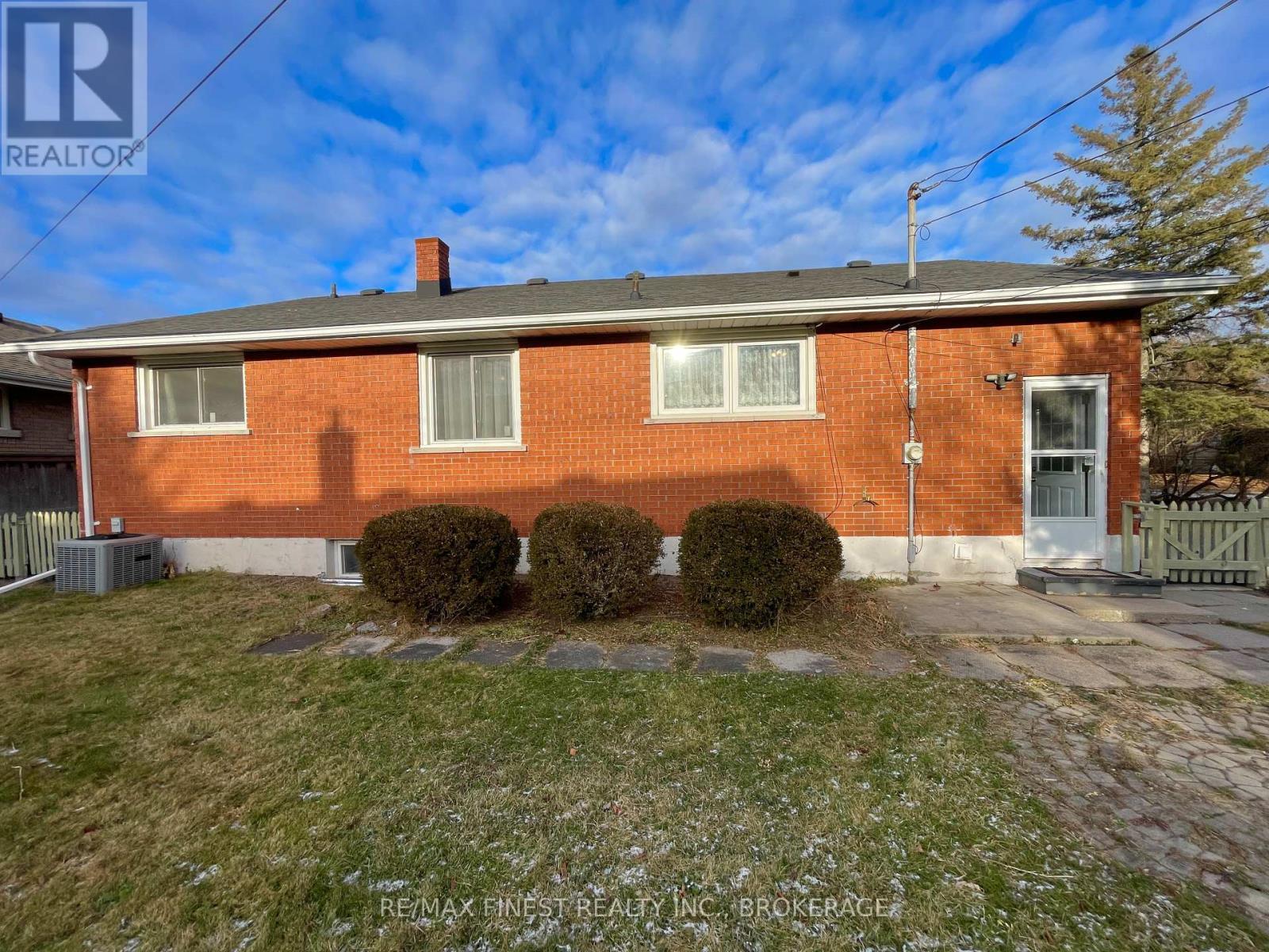 68 Mackenzie Crescent, Kingston (Central City West), Ontario  K7M 2S1 - Photo 26 - X11894858