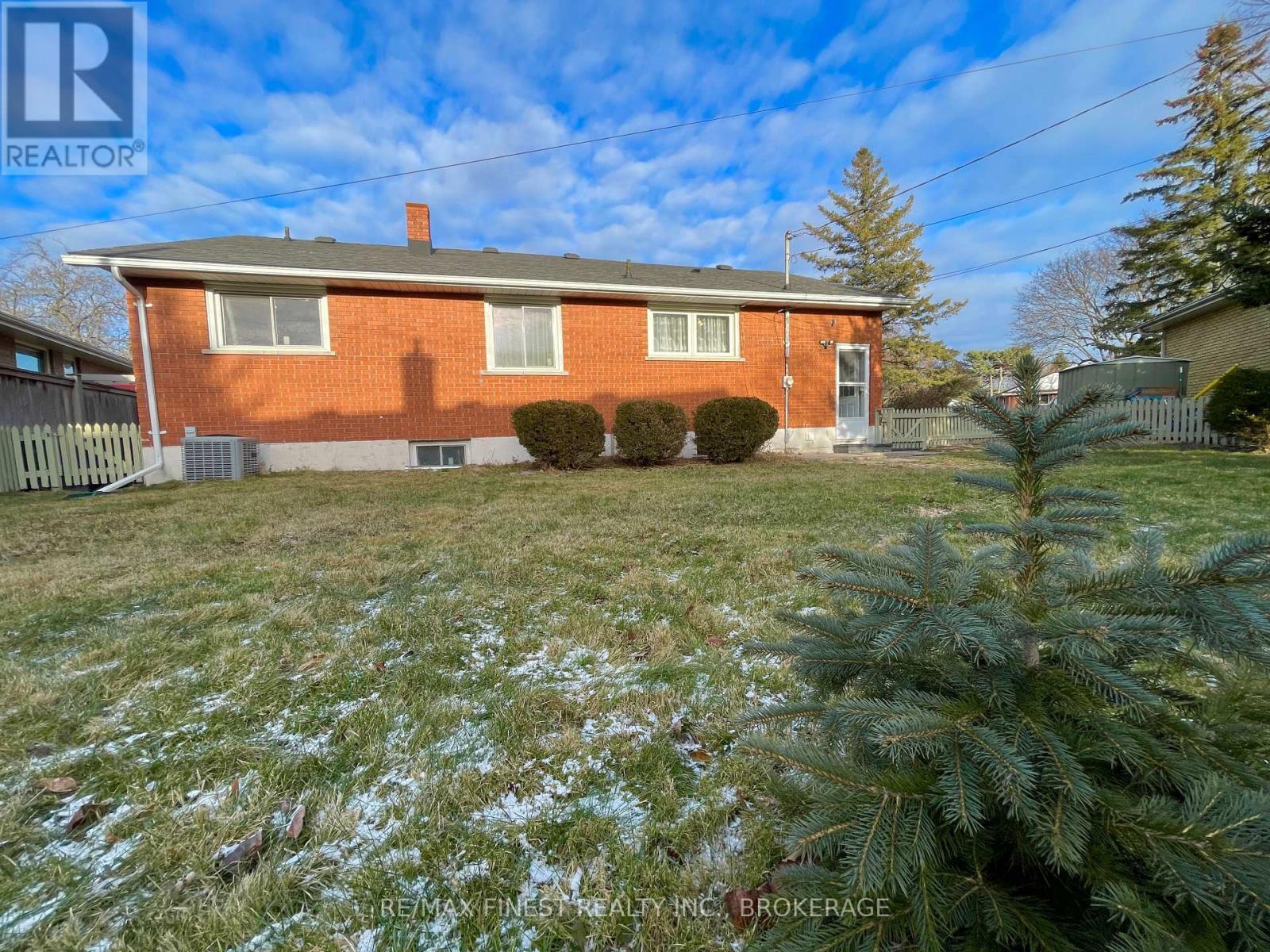 68 Mackenzie Crescent, Kingston, Ontario  K7M 2S1 - Photo 27 - X11894858