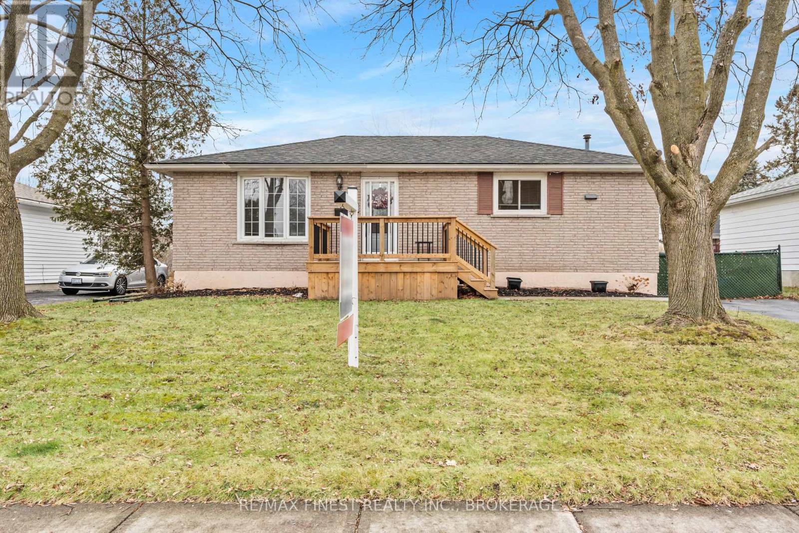 1331 WAVERLEY CRESCENT, kingston (south of taylor-kidd blvd), Ontario