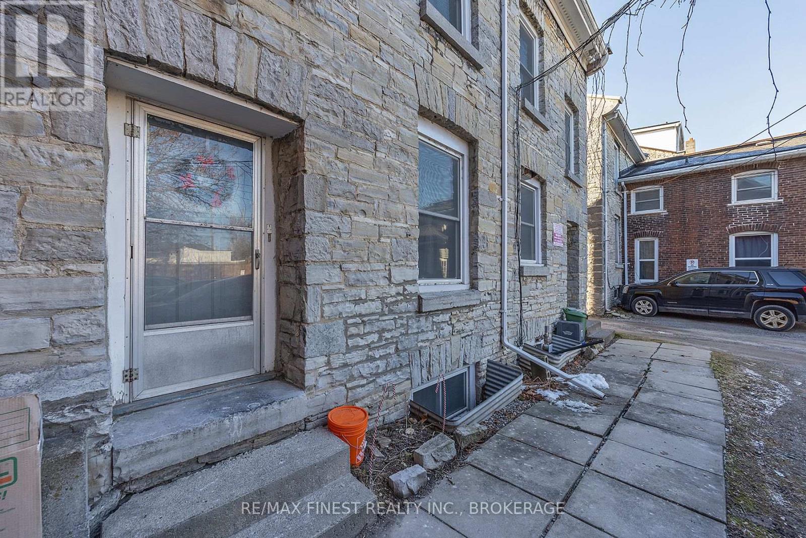 79-81 Queen Street, Kingston (East Of Sir John A. Blvd), Ontario  K7K 1A5 - Photo 8 - X11898996