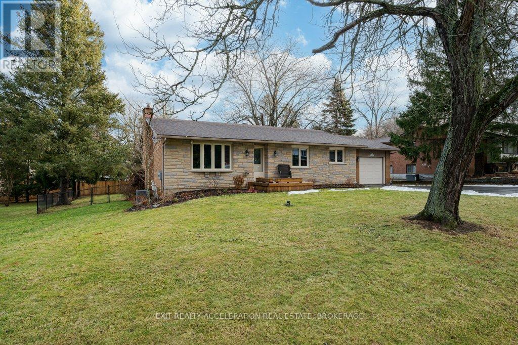 61 Edgewood Drive, Greater Napanee, Ontario  K7R 3K5 - Photo 3 - X11904584