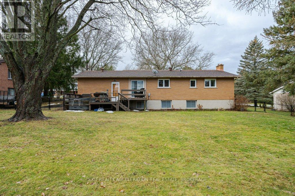 61 Edgewood Drive, Greater Napanee, Ontario  K7R 3K5 - Photo 34 - X11904584