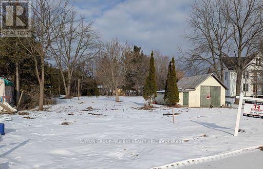 20 Grand Trunk Avenue, Leeds And The Thousand Islands, Ontario  K0E 1L0 - Photo 1 - X11922787