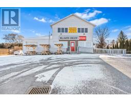 5532 BATH ROAD, loyalist (lennox and addington - south), Ontario