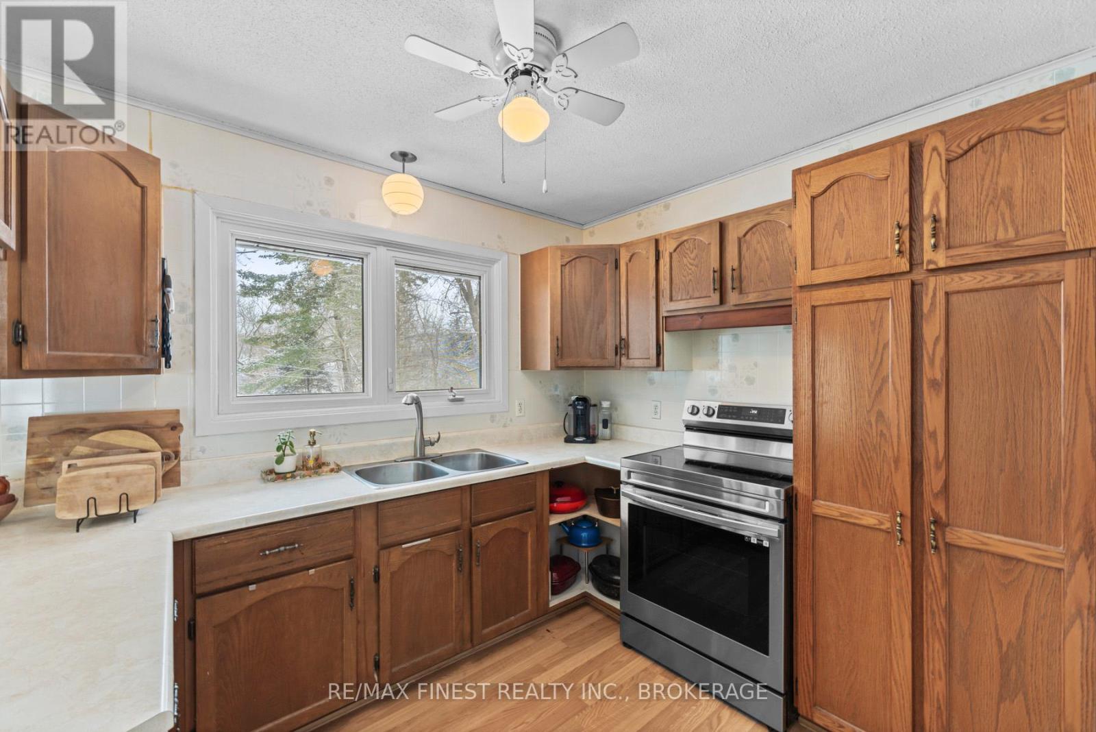 117 Hellen Street, Leeds And The Thousand Islands, Ontario  K0H 2N0 - Photo 11 - X11930533