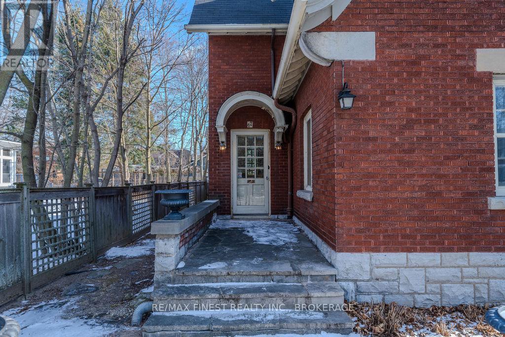 67 Kensington Avenue, Kingston, Ontario  K7L 4B4 - Photo 3 - X11945345