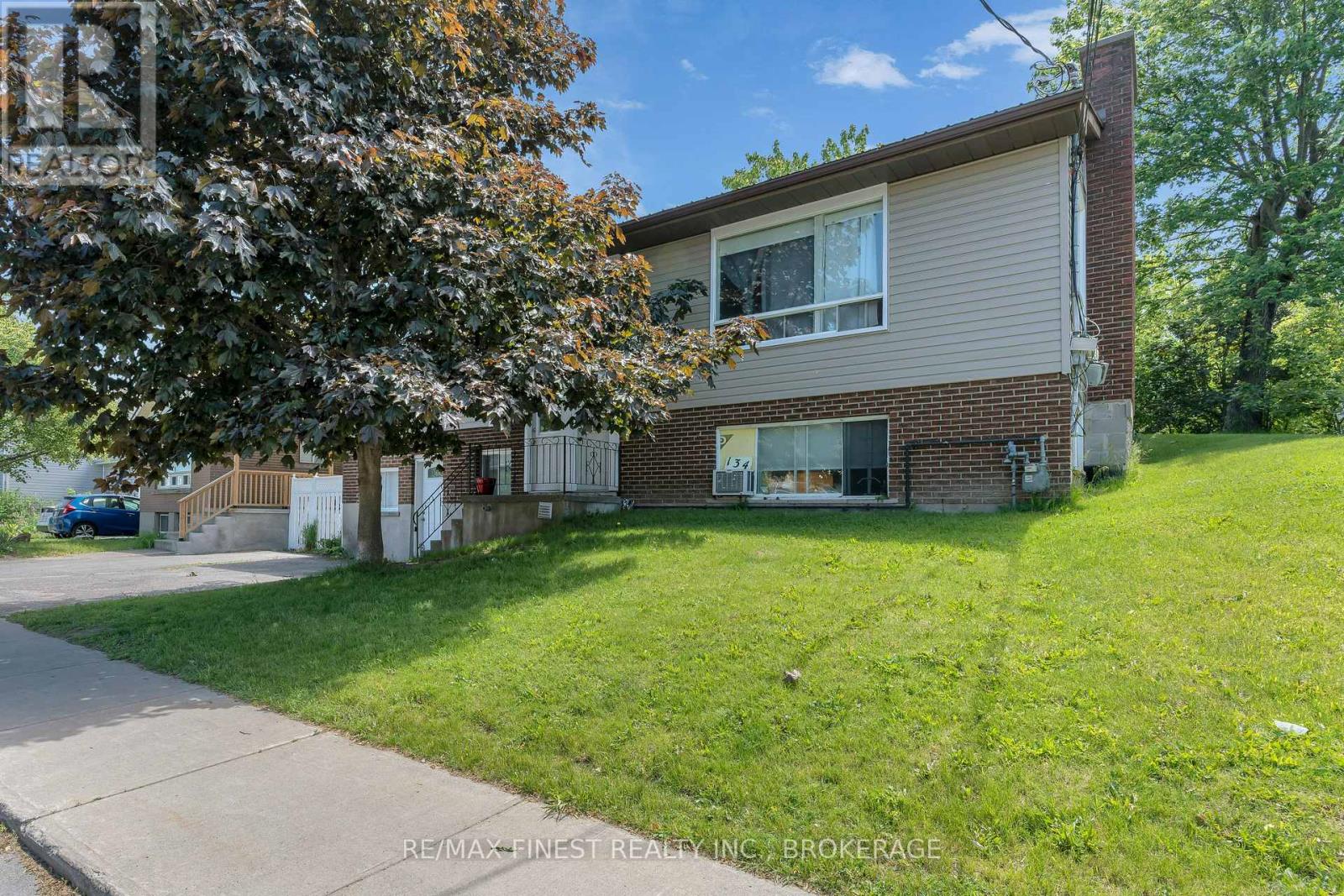 134 Raglan Road, Kingston, Ontario  K7K 1L2 - Photo 1 - X11960473