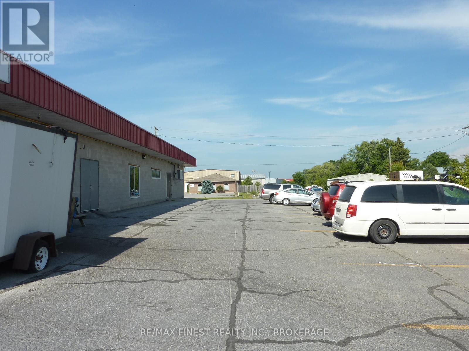 10 - 2 Dairy Avenue, Greater Napanee, Ontario  K7R 3T1 - Photo 8 - X11979104